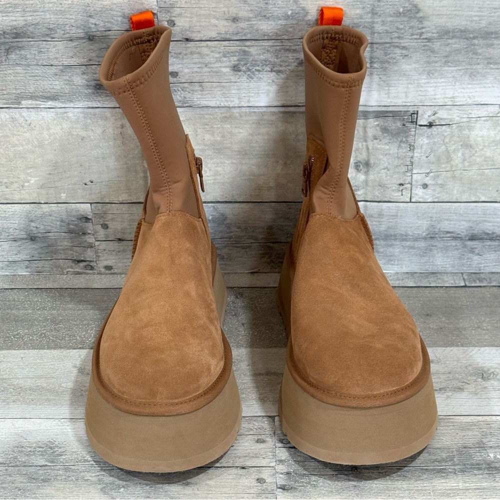 UGG Classic Dipper Boots in Chestnut  - Size - 9 .US - Picture 3 of 9